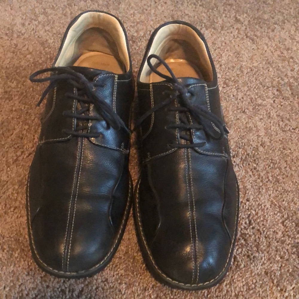 Johnston and Murphy Dress Shoes